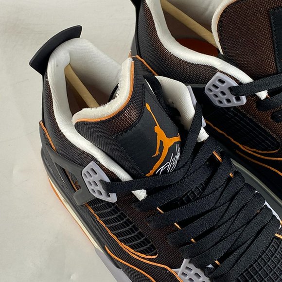 Air Jordan 4 Retro Starfish Sneakers - Picture 7 of 10